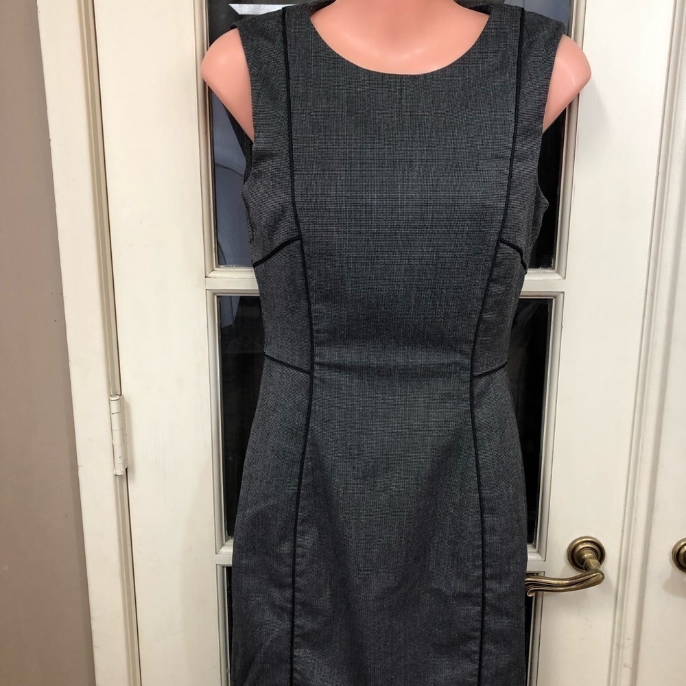 H&M Sleeveless Dress with Piping